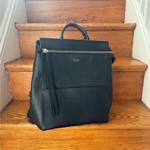 Mina Baie Harper Midi black leather backpack NWT never used